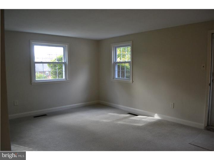216 Grandview Road Media, PA 19063 - Photo 9 of 12 Family Room