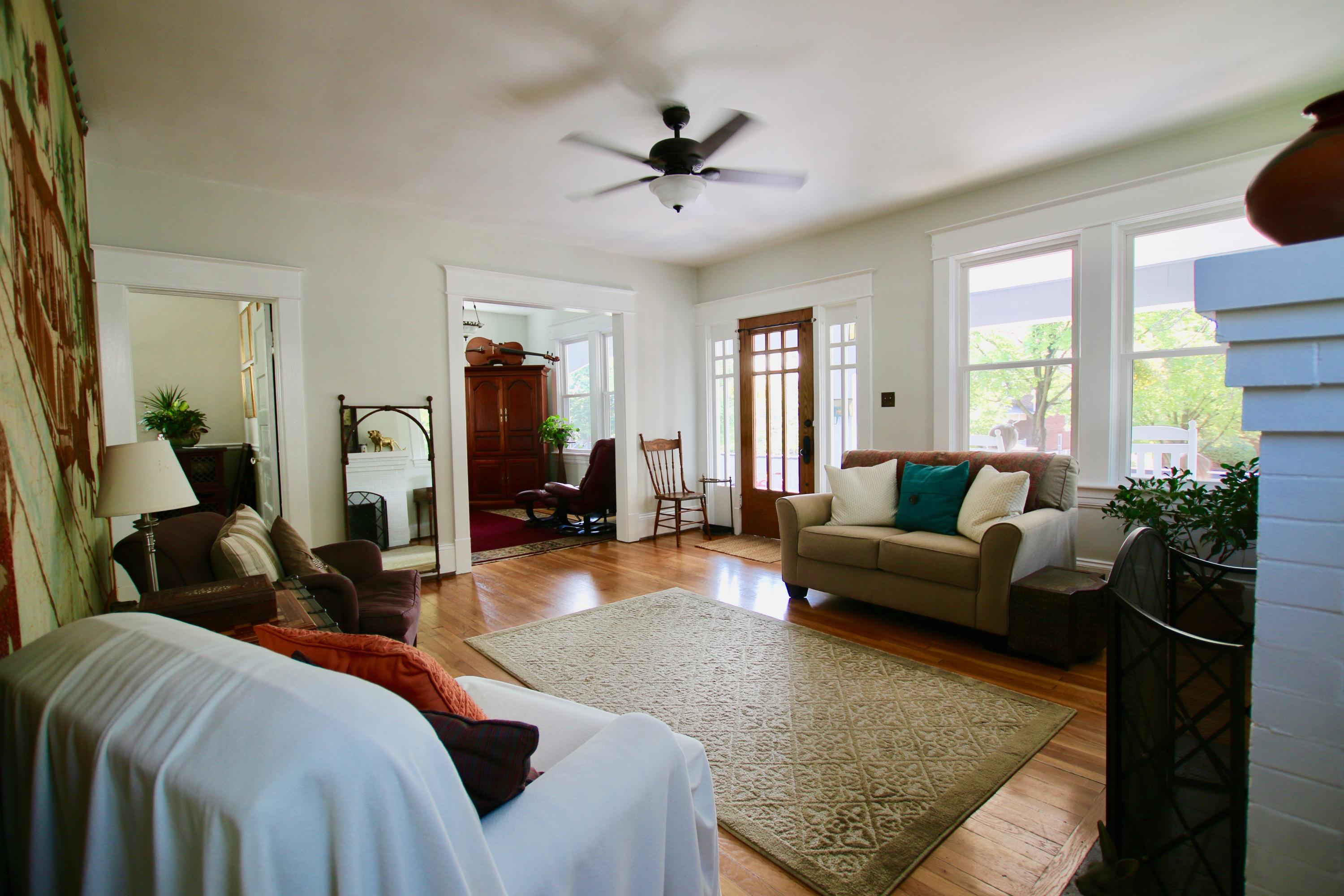 1817 Avon Road Southwest Roanoke, VA 24015 - Photo 11 of 20 IMG_6562