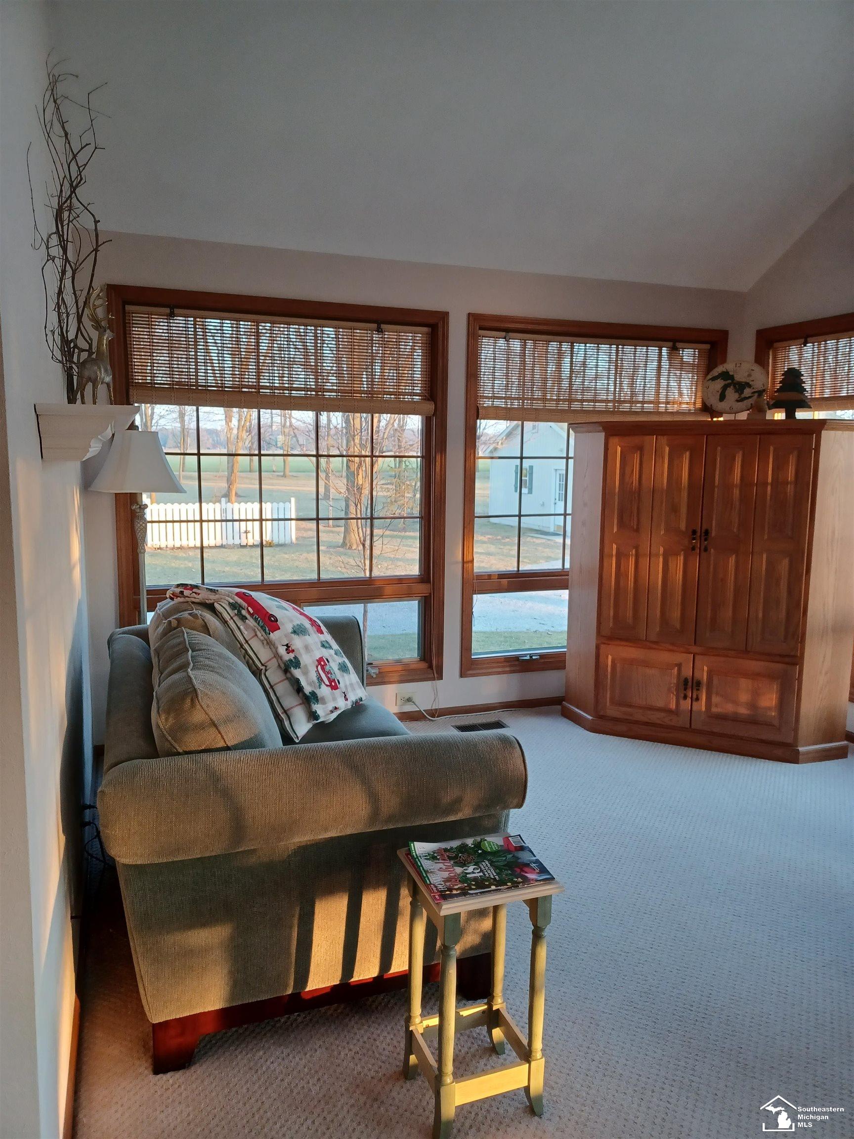 14625 Aten Road Deerfield, MI 49238 - Photo 5 of 23 Sun Room