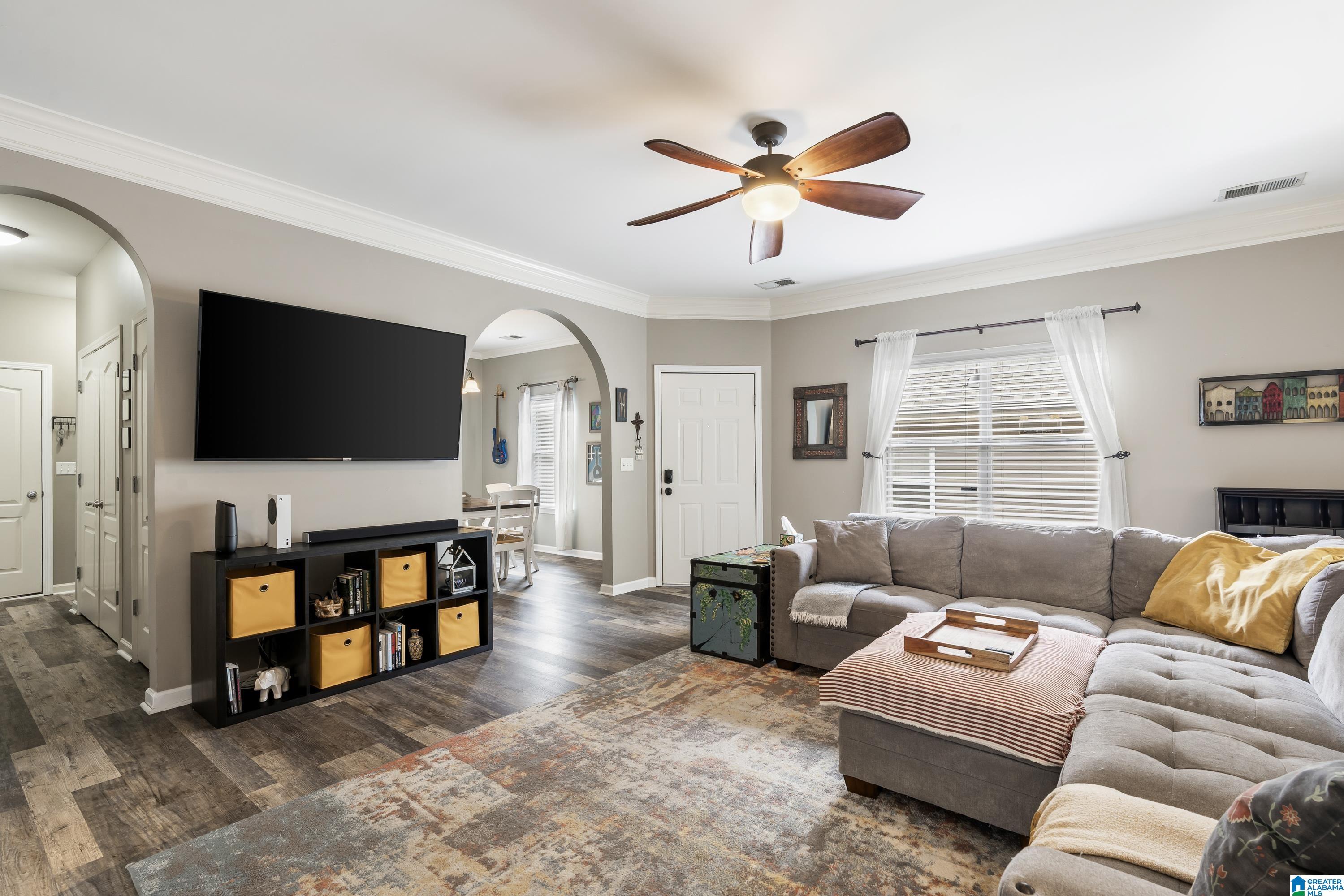 254 High Ridge Drive Pelham, AL 35124 - Photo 2 of 29 Gallery Image 2