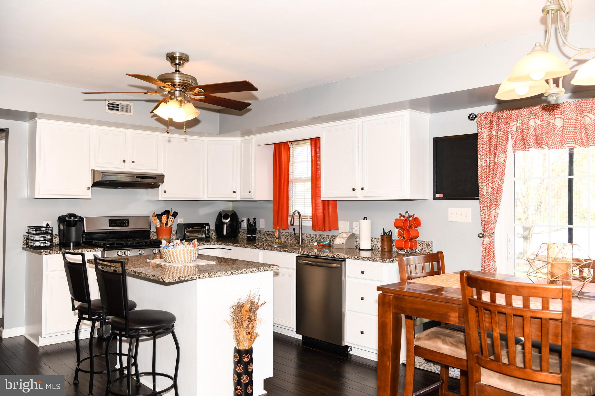 709 South Sandy Lane Reading, PA 19608 - Photo 11 of 40 Gallery Image 11