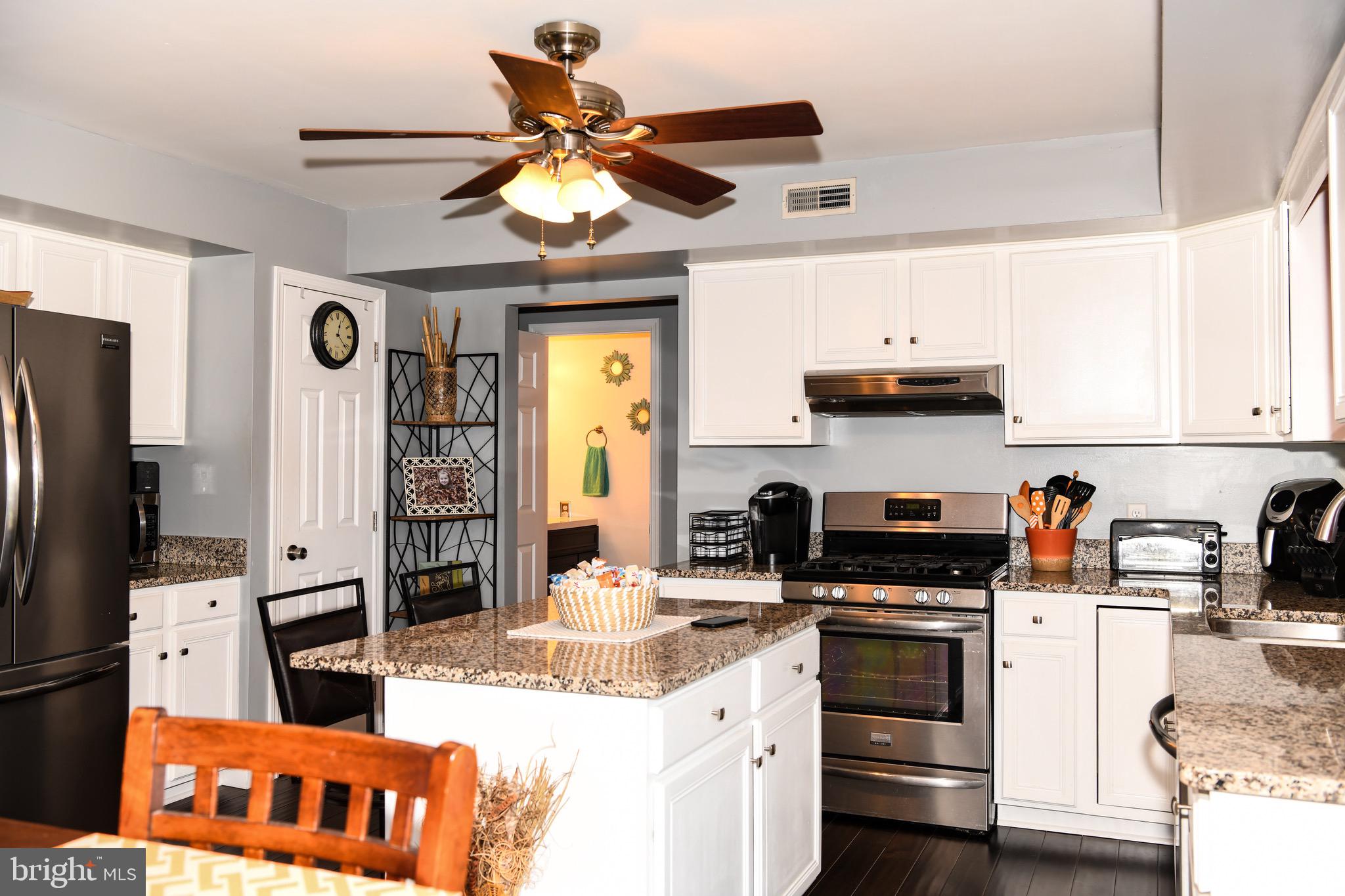 709 South Sandy Lane Reading, PA 19608 - Photo 12 of 40 Gallery Image 12