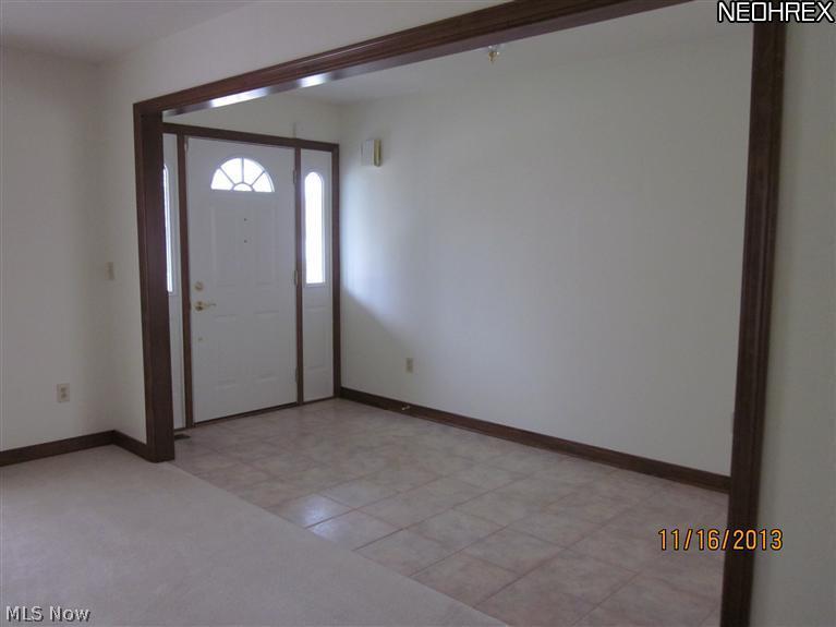 924 Bridge Road Akron, OH 44312 - Photo 6 of 16 Gallery Image 6
