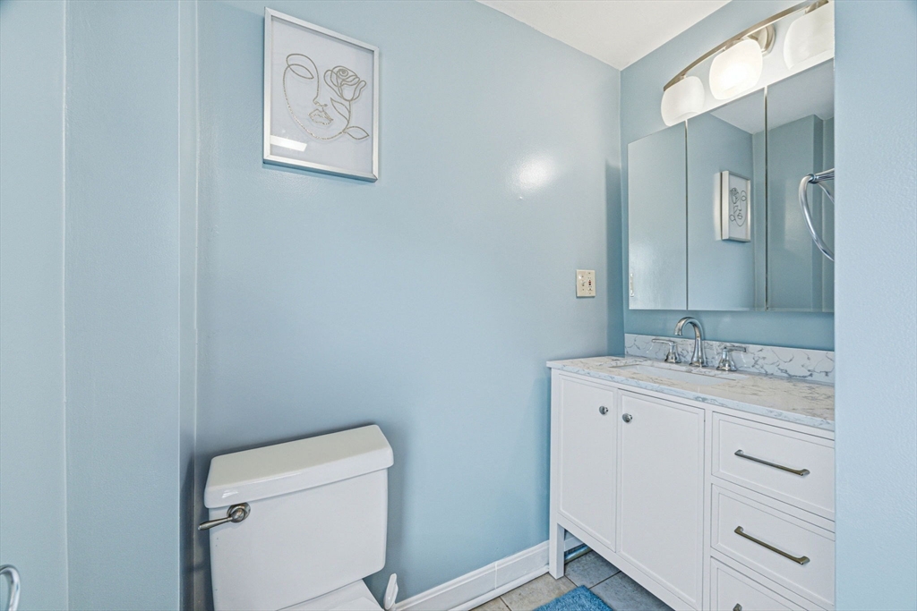 20 Bell Street Quincy, MA 02169 - Photo 21 of 40