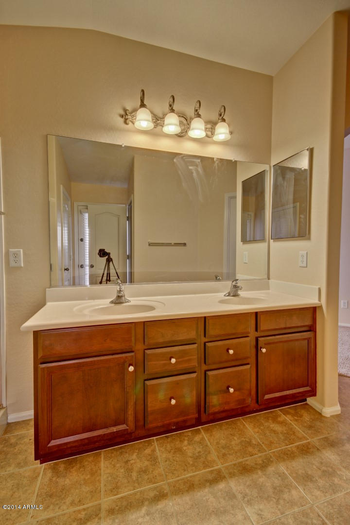 9209 West Heber Road Tolleson, AZ 85353 - Photo 21 of 28 Heber (28)