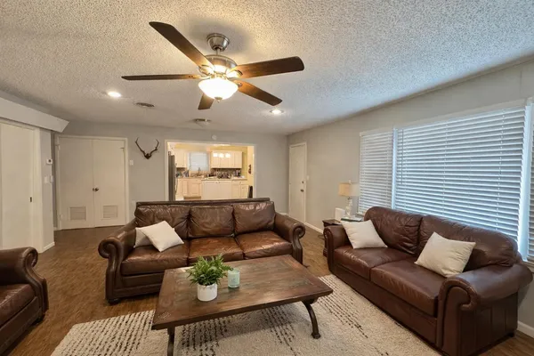 $2,800 | 3601 45th Street, Lubbock, TX 79413