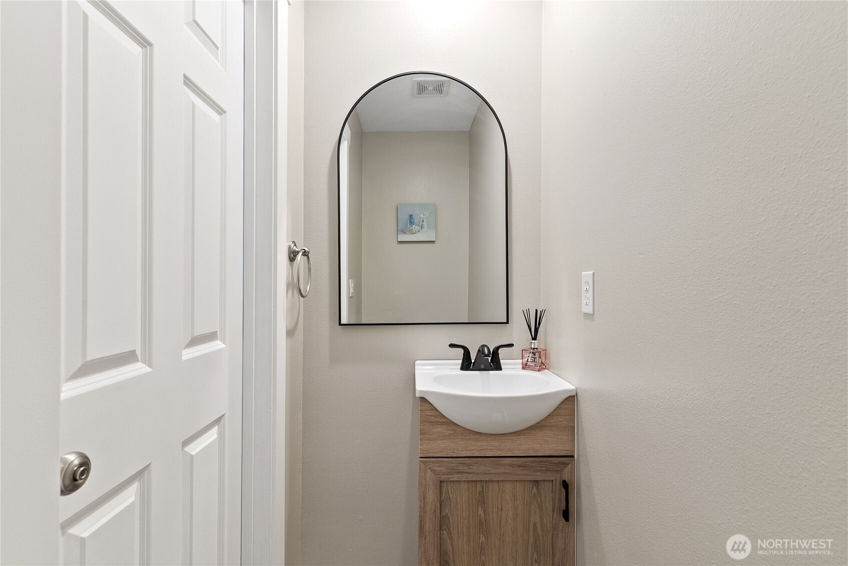 1505 49th Street Southwest Everett, WA 98203 - Photo 13 of 40