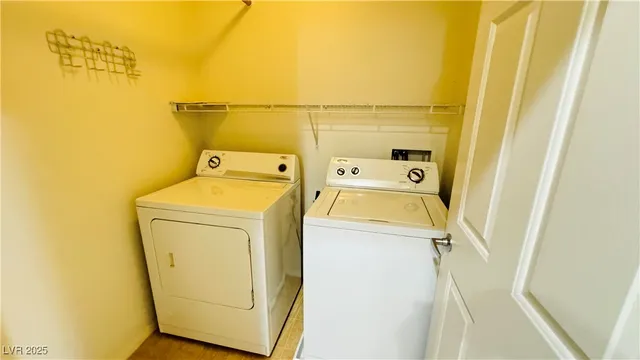 $1,745 | 1525 Spiced Wine Avenue, Unit 13102, Henderson, NV 89074