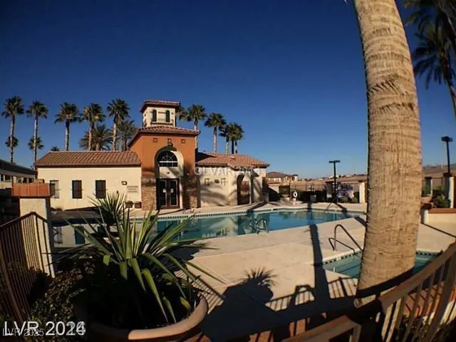 $1,745 | 1525 Spiced Wine Avenue, Unit 13102, Henderson, NV 89074