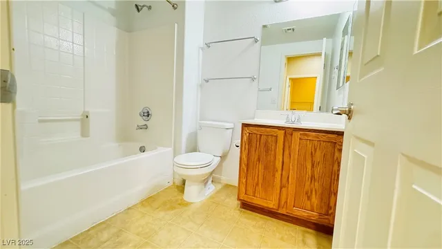 $1,745 | 1525 Spiced Wine Avenue, Unit 13102, Henderson, NV 89074