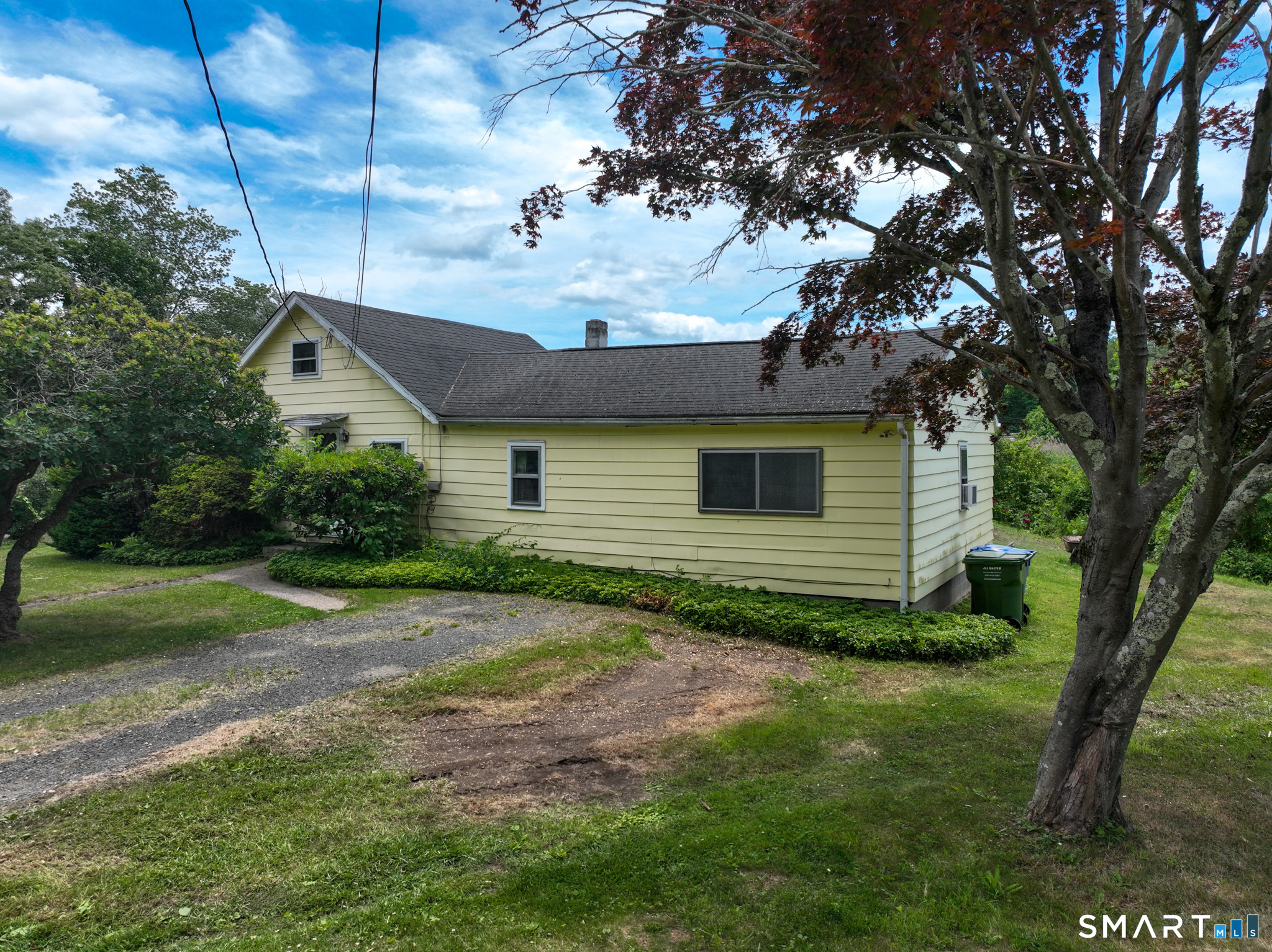 90 Water Street Chester, CT 06412 - Photo 3 of 24