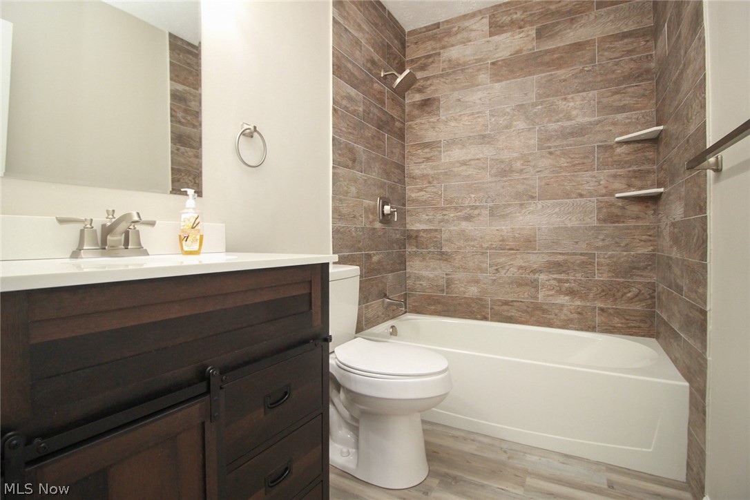 878 Warner Road Northeast Vienna, OH 44473 - Photo 17 of 26 Gallery Image 17