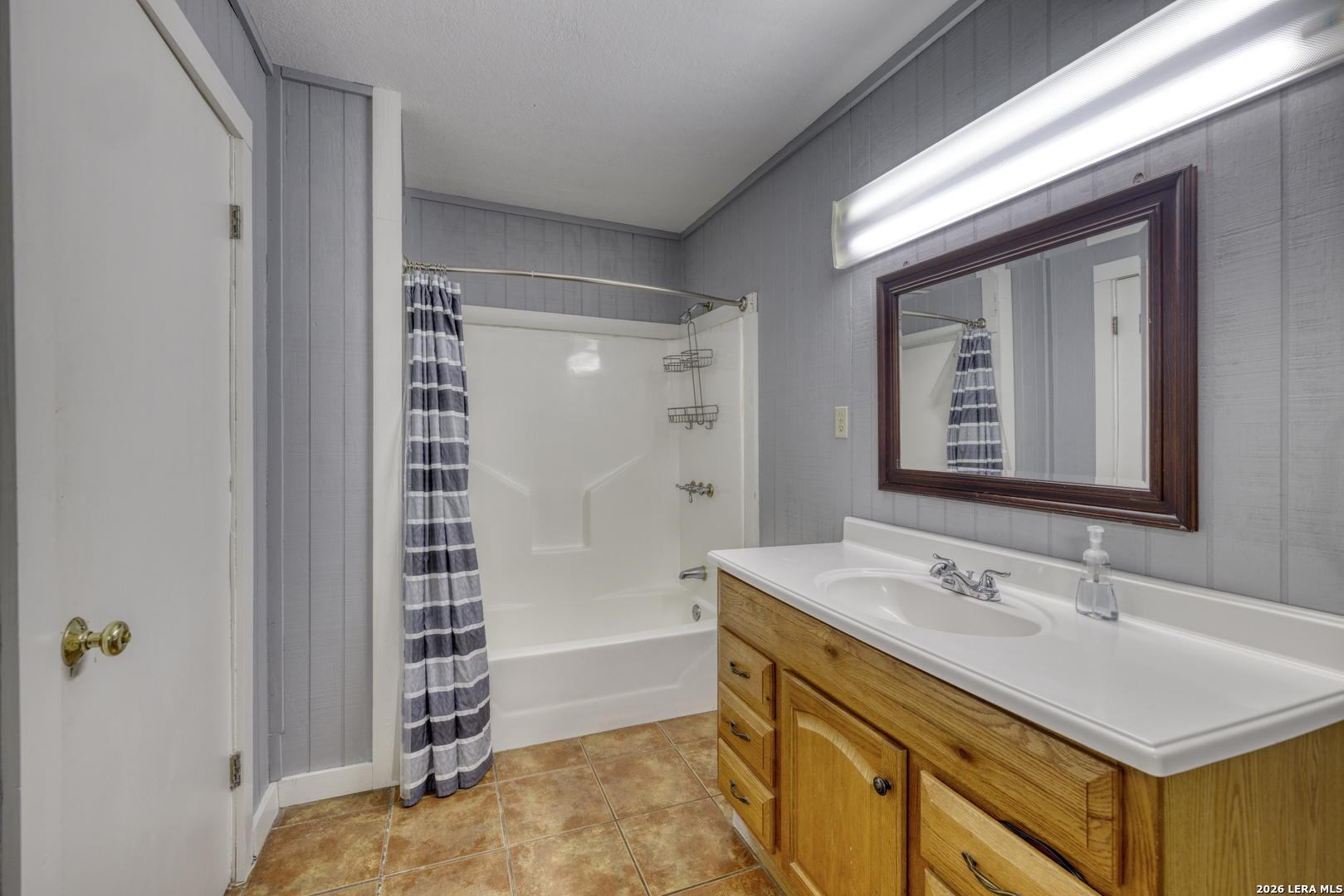 100 Pineview Road Concan, TX 78838 - Photo 25 of 35 Gallery Image 25