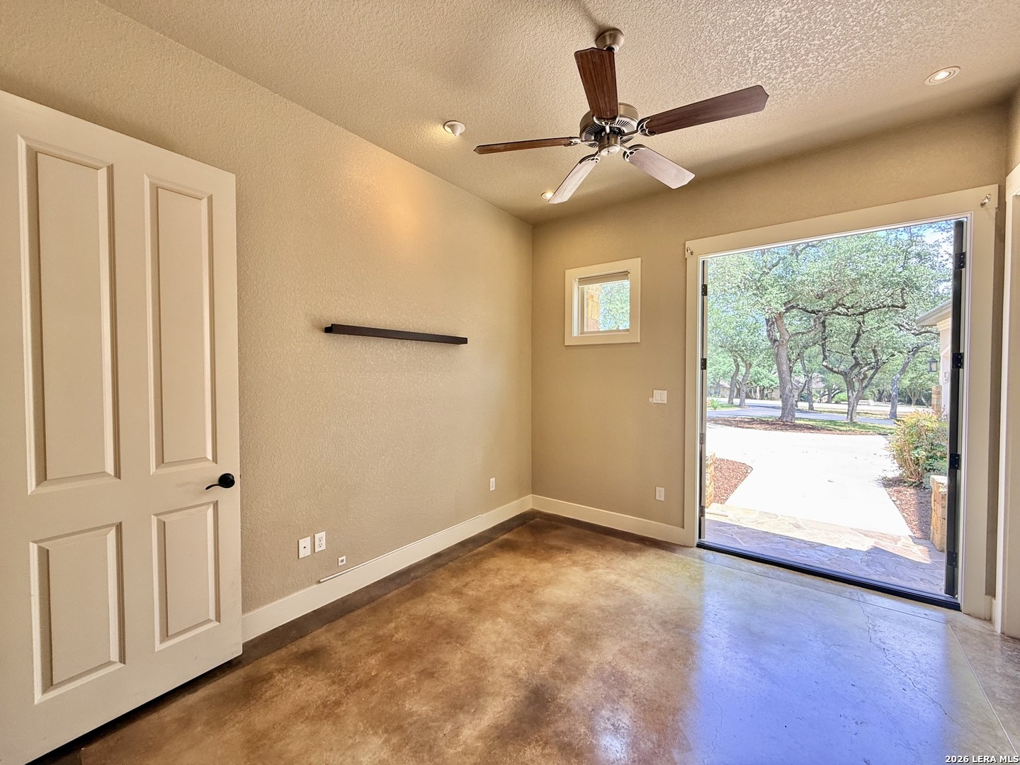 757 Copper Rim Spring Branch, TX 78070 - Photo 37 of 50 a view of an empty room with a window