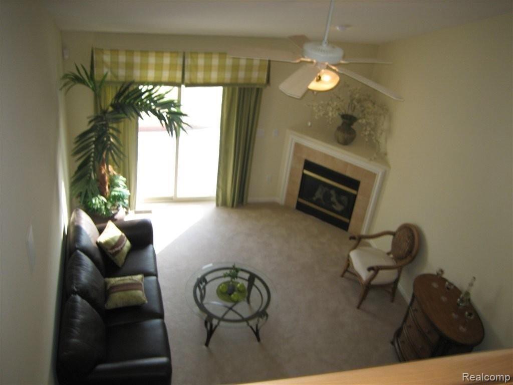 4693 Summer Ridge Drive, Unit 23 Howell, MI 48843 - Photo 7 of 12 Great Room
