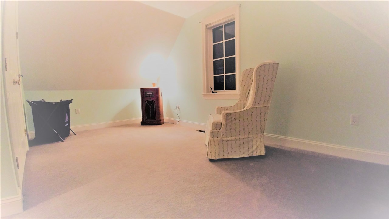 20 Morrison Road Derry, NH 03038 - Photo 13 of 38