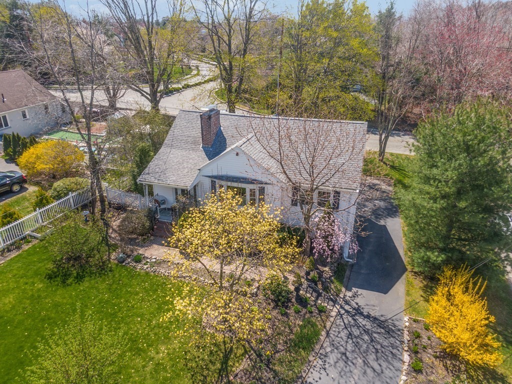 93 Randolph Terrace Canton, MA 02021 - Photo 6 of 42 Gallery Image 6