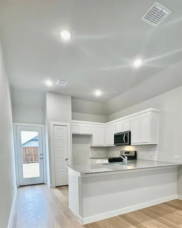 $1,750 | 3817 Monticello Drive, Farmersville, TX 75442