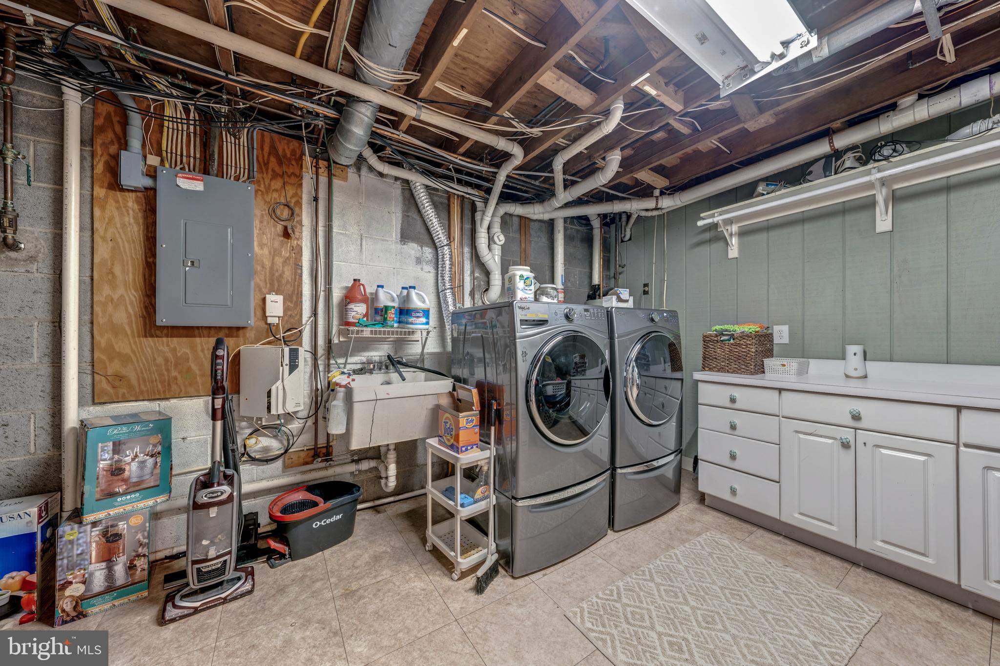 35094 Scotland Heights Road Round Hill, VA 20141 - Photo 28 of 41 Utility room in basement