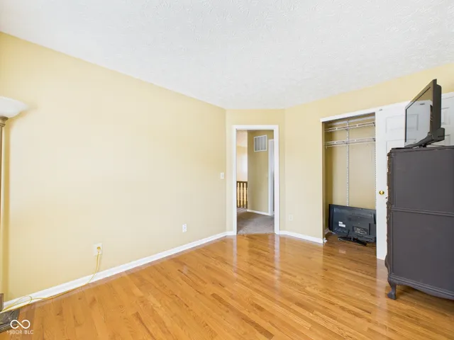 $349,900 | 6723 Silver Tree Drive, Indianapolis, IN 46236