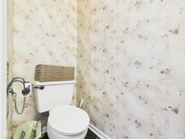 $349,900 | 6723 Silver Tree Drive, Indianapolis, IN 46236