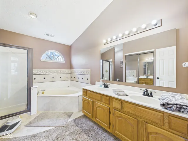 $349,900 | 6723 Silver Tree Drive, Indianapolis, IN 46236