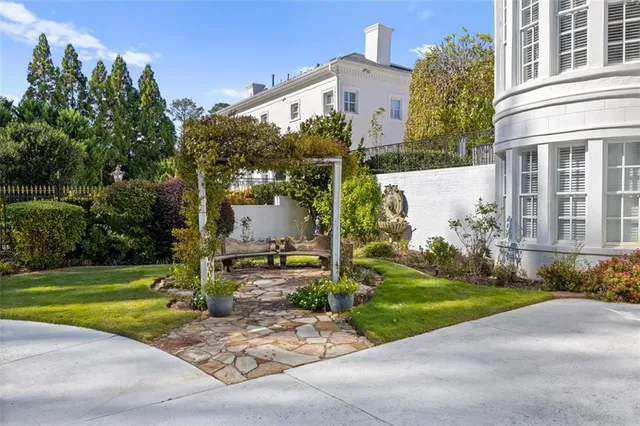 $35,000,000 | 3687 Briarcliff Road Northeast, Atlanta, GA 30345