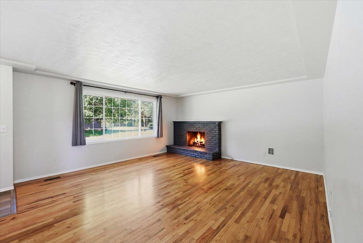 724 West Carolina Way Spokane, WA 99208 - Photo 6 of 33