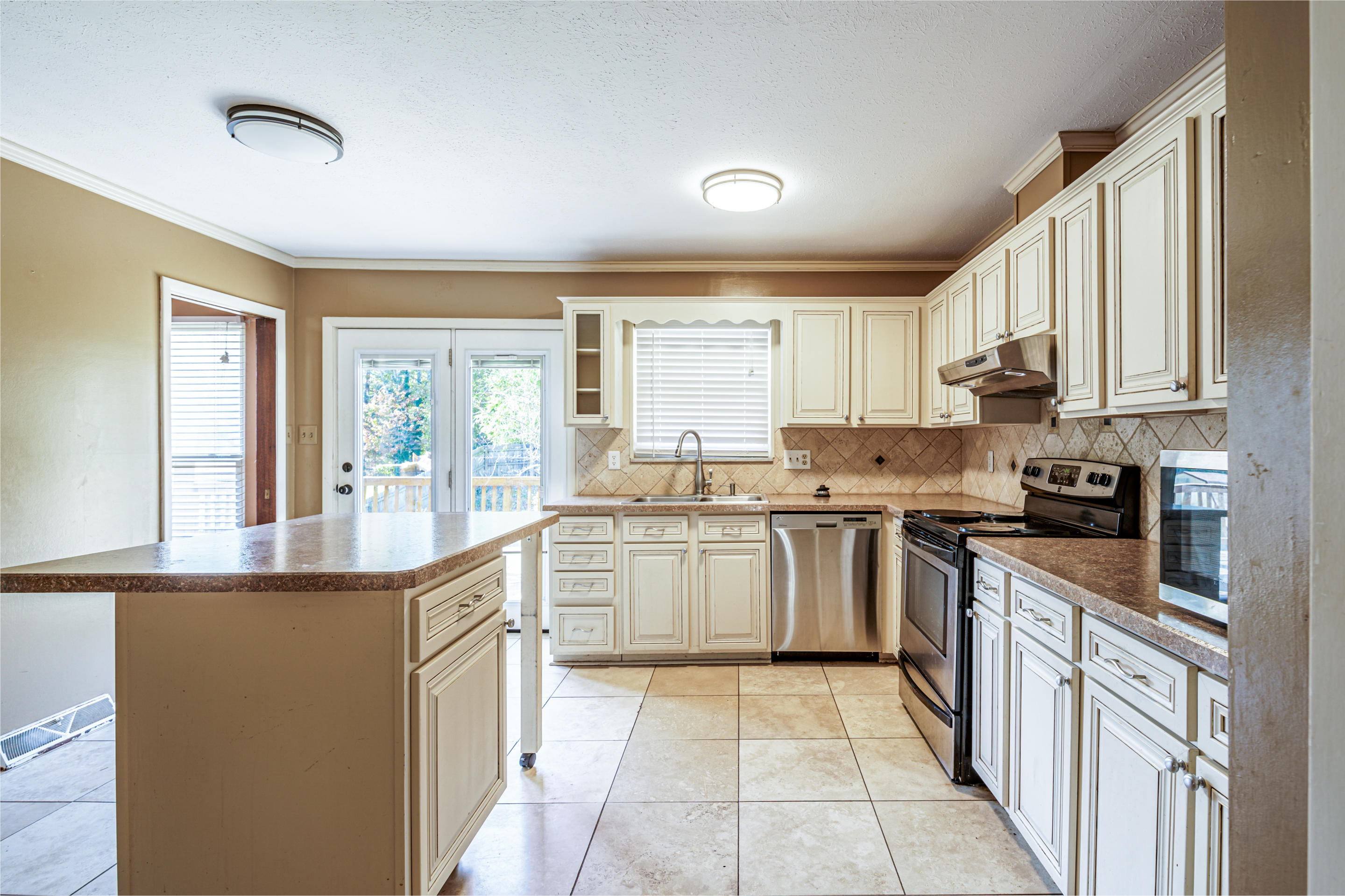 12 Windhaven Lane Oak Ridge, TN 37830 - Photo 8 of 16 kitchen 2