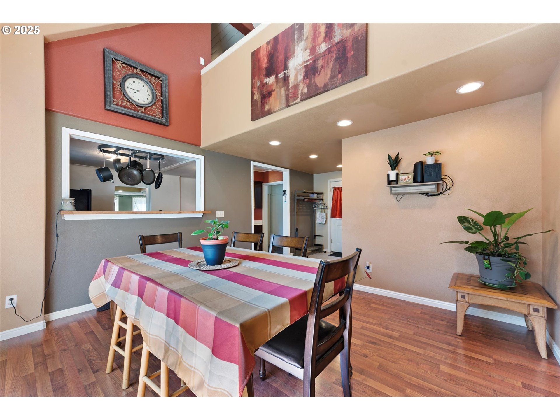 2420 9th Street Baker City, OR 97814 - Photo 25 of 47 a view of a dining room with furniture and a potted plant