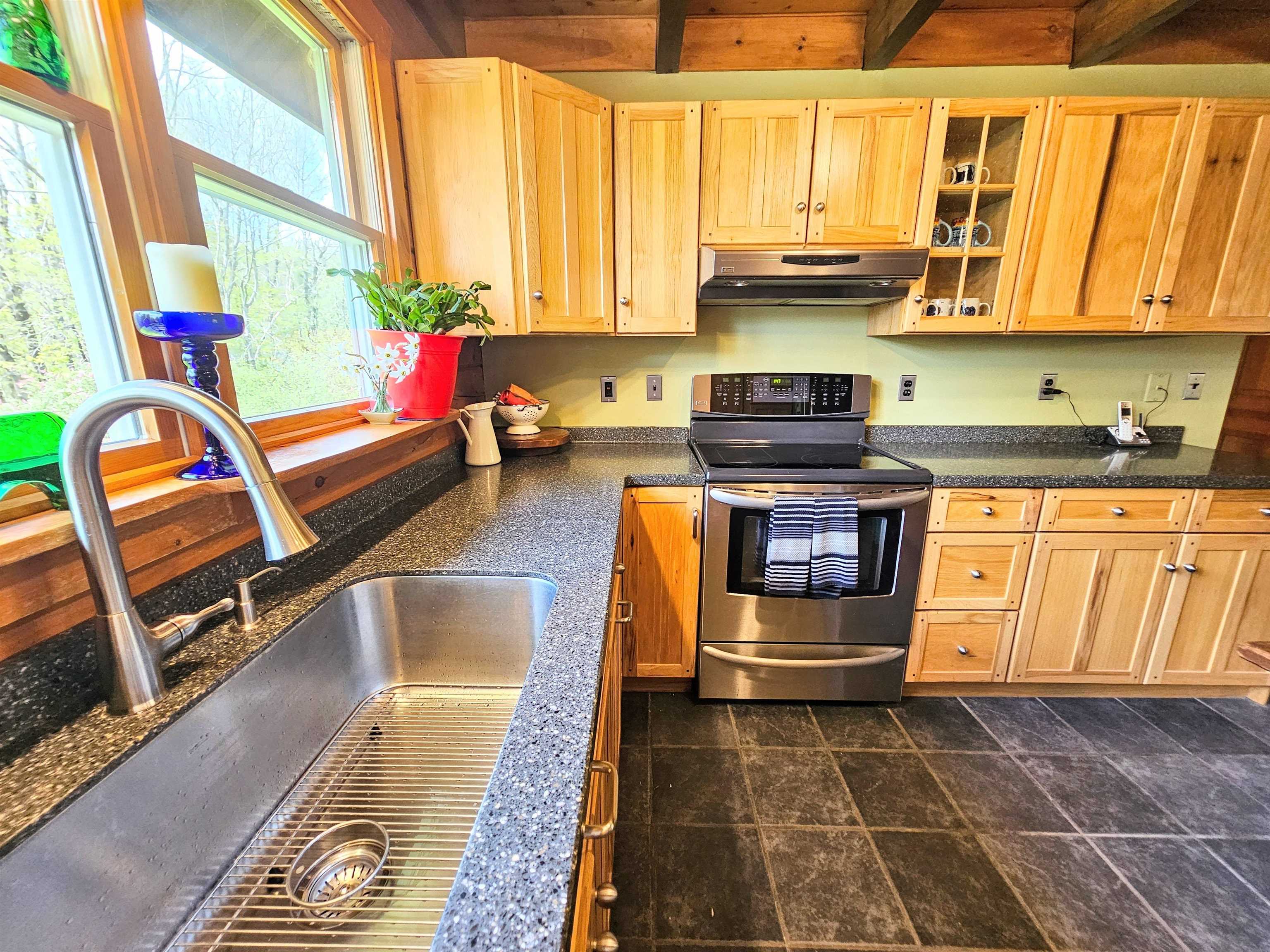 1422 Merrifield Road Whitingham, VT 05361 - Photo 16 of 47