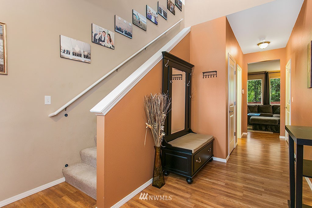2523 179th Street Southeast Bothell, WA 98012 - Photo 2 of 17