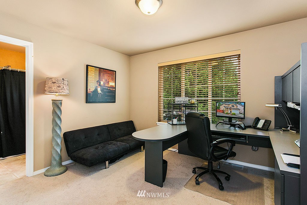 2523 179th Street Southeast Bothell, WA 98012 - Photo 12 of 17