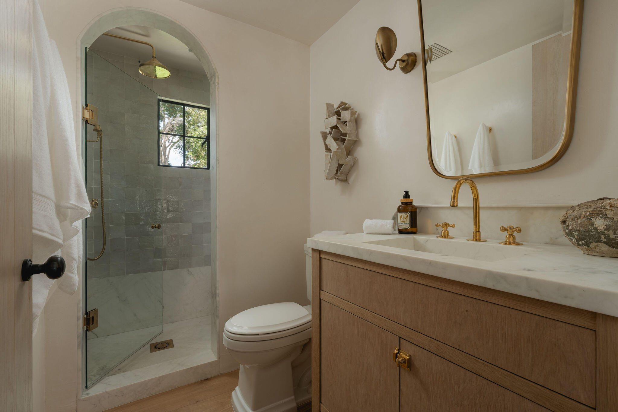 159 Loureyro Road Montecito, CA 93108 - Photo 12 of 21 Bathroom