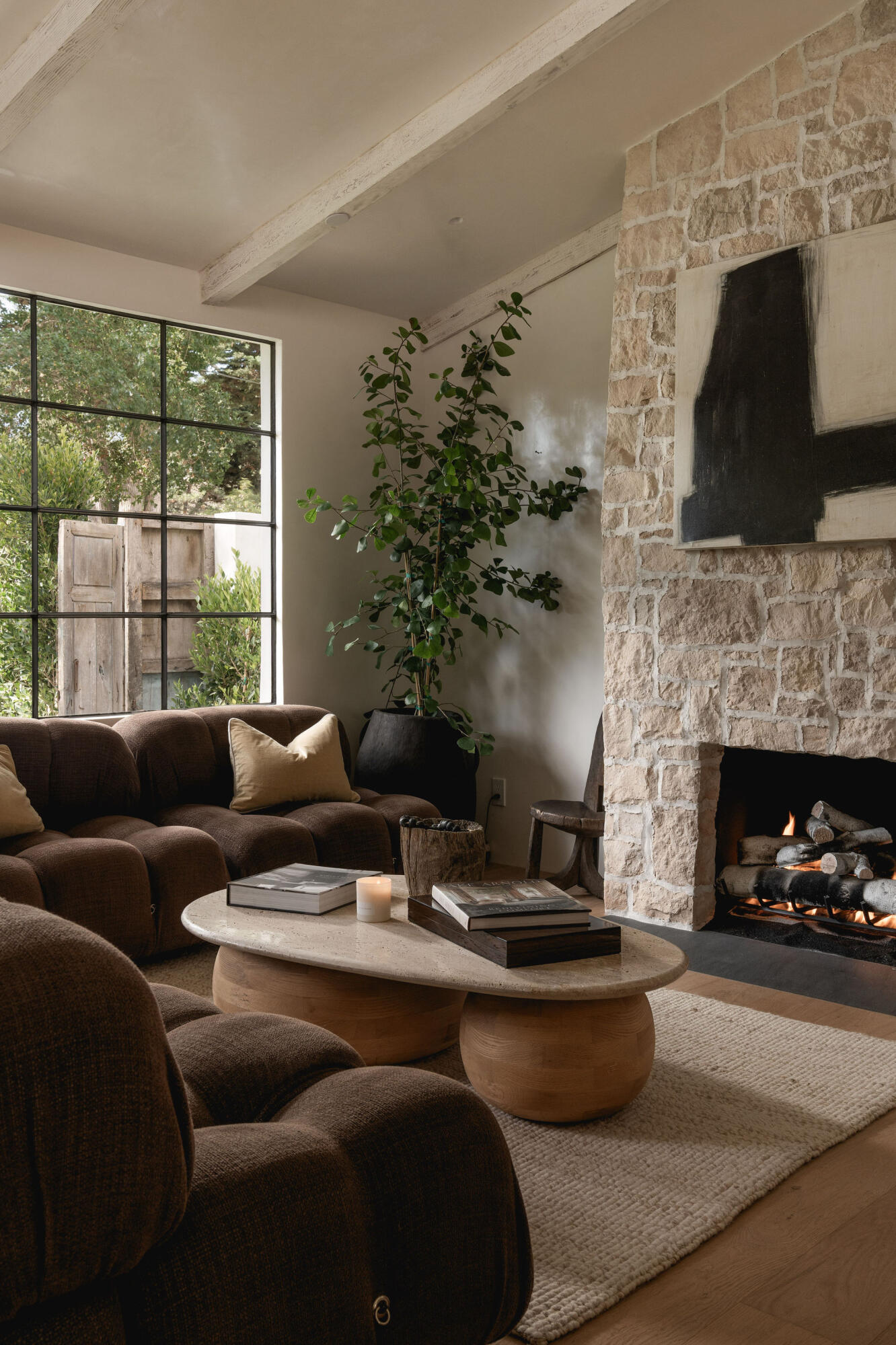 159 Loureyro Road Montecito, CA 93108 - Photo 6 of 21 Living Room