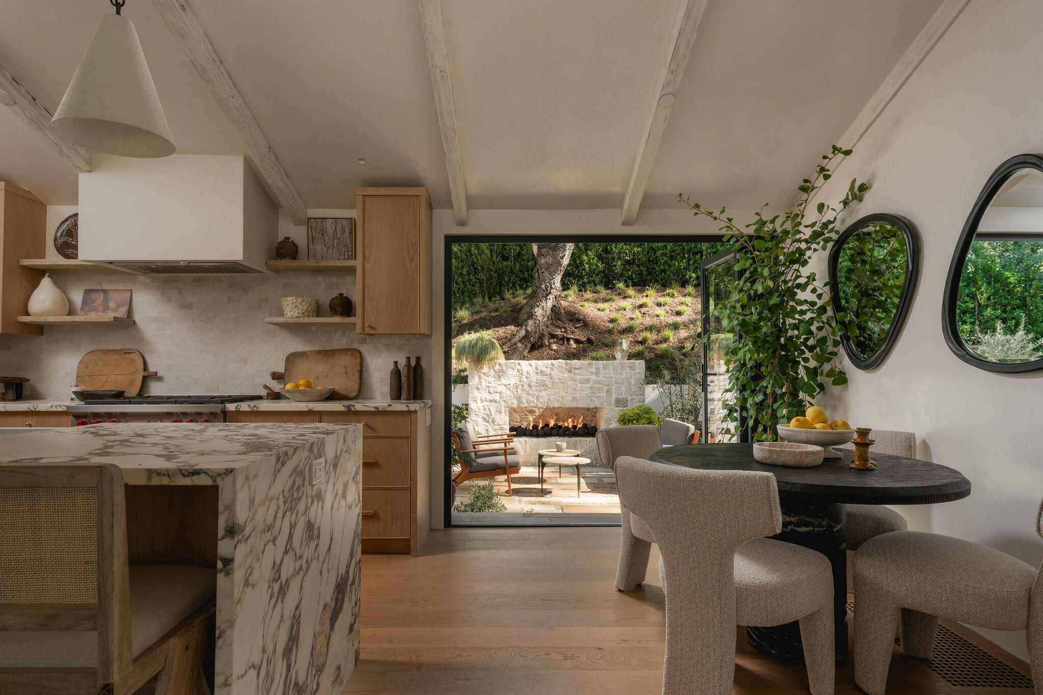 159 Loureyro Road Montecito, CA 93108 - Photo 10 of 21 Kitchen/ Dinning