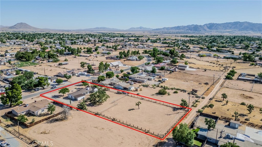 14387 Jicarilla Road Apple Valley, CA 92307 - Photo 22 of 24 Drone