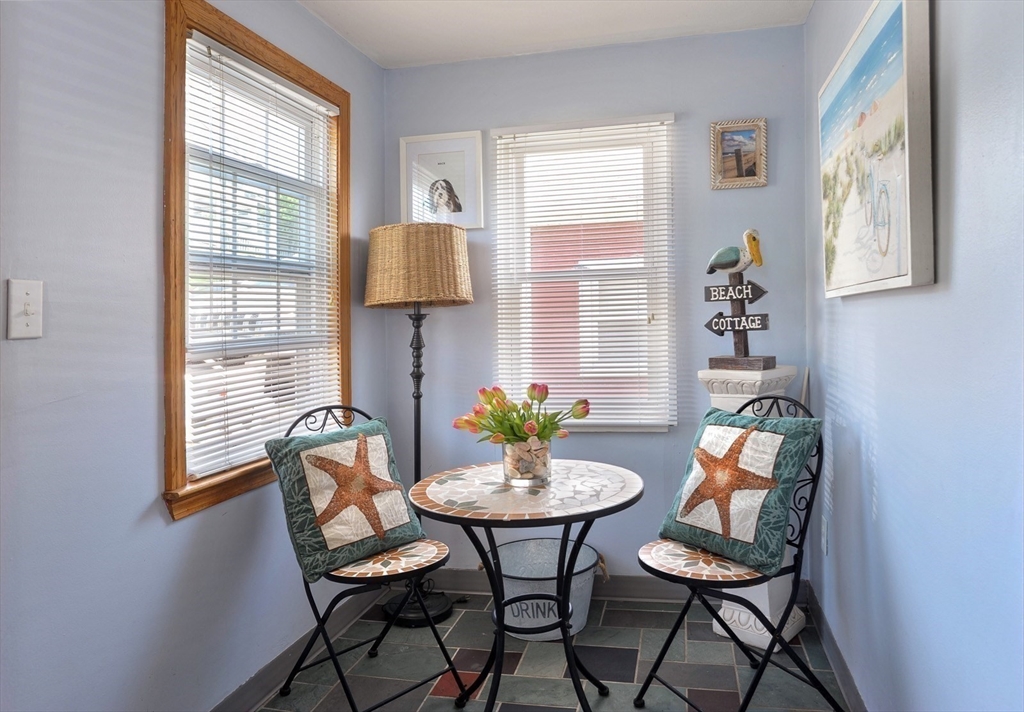 20 Hillside Road Hull, MA 02045 - Photo 5 of 27