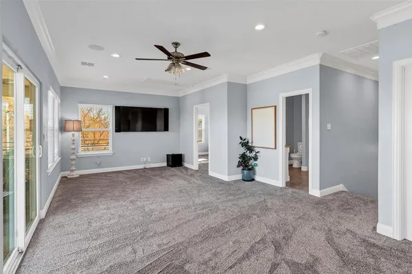 $2,900 | 721 Rock Harbor Court, Granbury, TX 76048