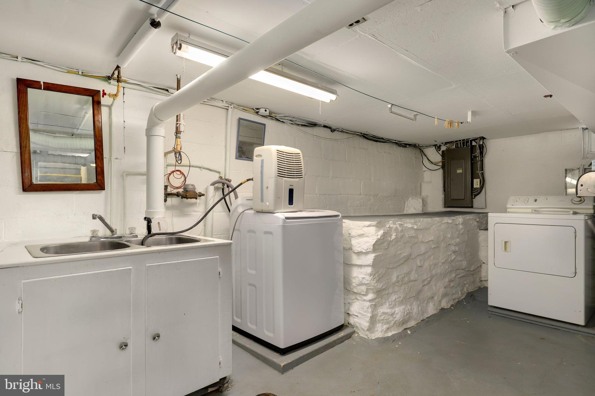 53 Winchester Street Frederick, MD 21701 - Photo 17 of 35