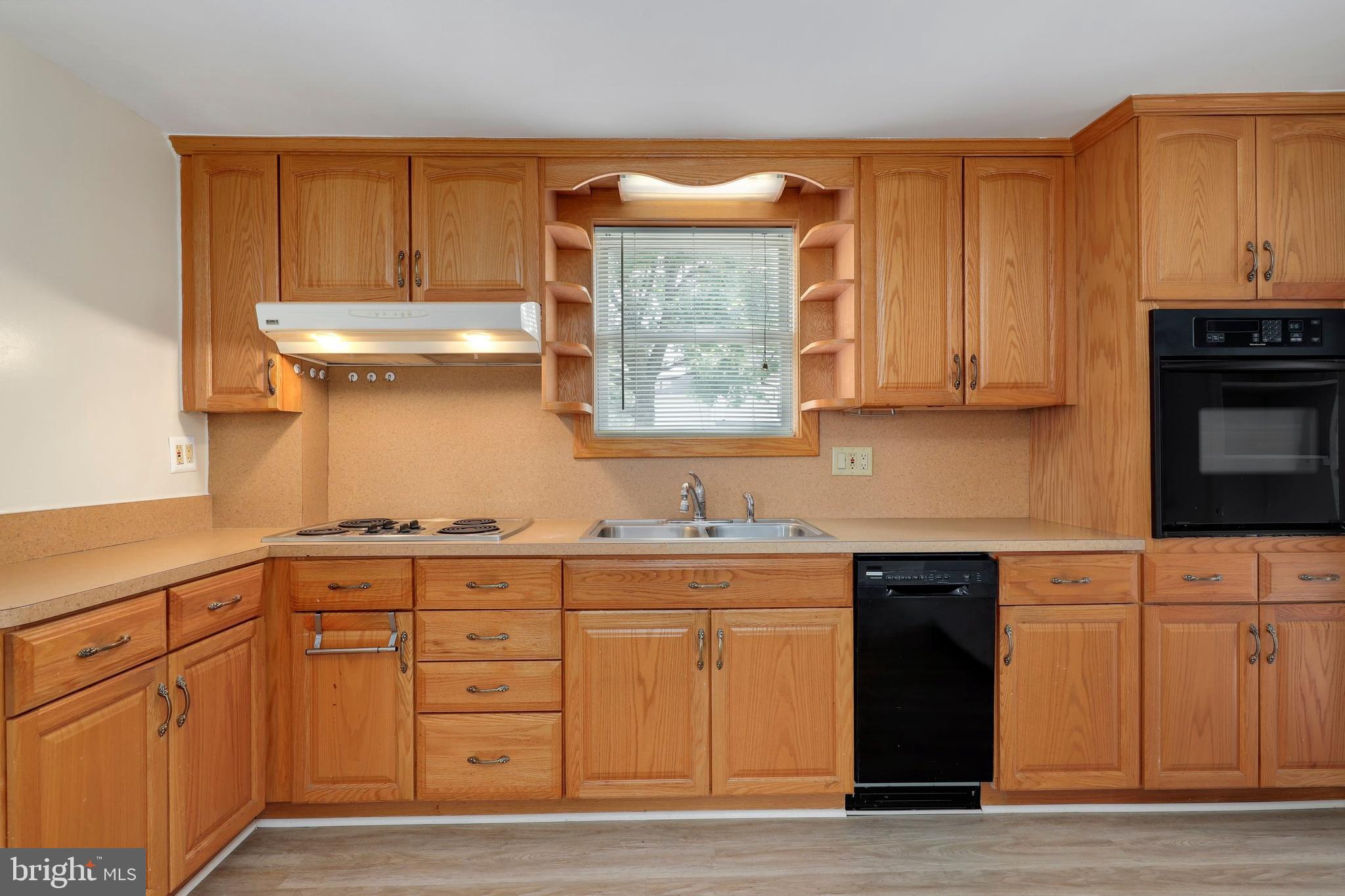 53 Winchester Street Frederick, MD 21701 - Photo 7 of 35