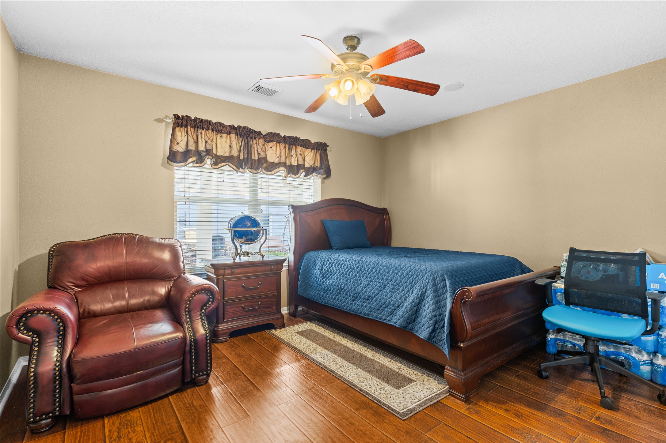 11547 Crockett Martin Road Conroe, TX 77306 - Photo 20 of 46