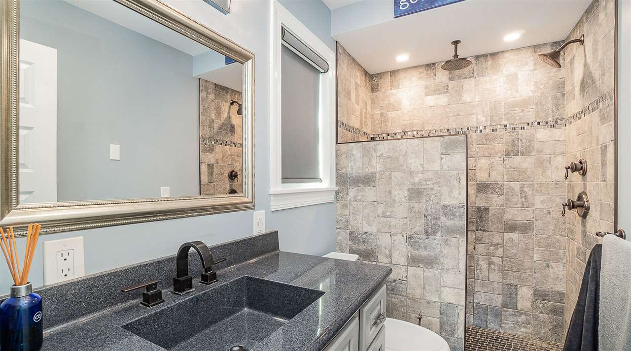 21 South Lincoln Road Bay City, MI 48708 - Photo 11 of 21