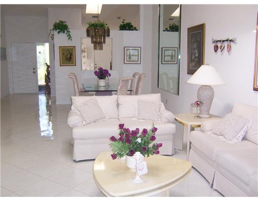 8393 Springlake Drive Boca Raton, FL 33496 - Photo 4 of 8 Additional Photo