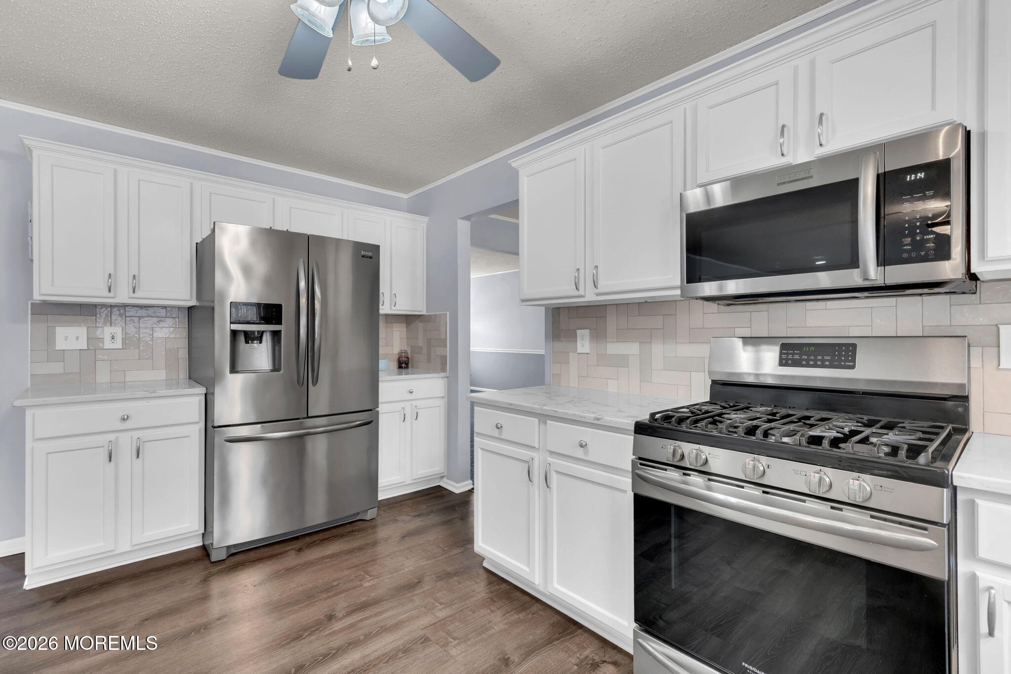 93 West Shenendoah Road Howell, NJ 07731 - Photo 5 of 30 26-web-or-mls-DSC06646