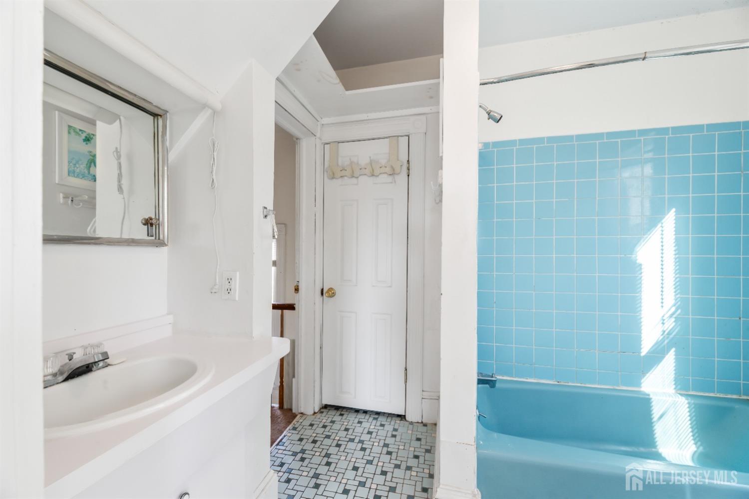 374 Main Street Spotswood, NJ 08884 - Photo 17 of 35