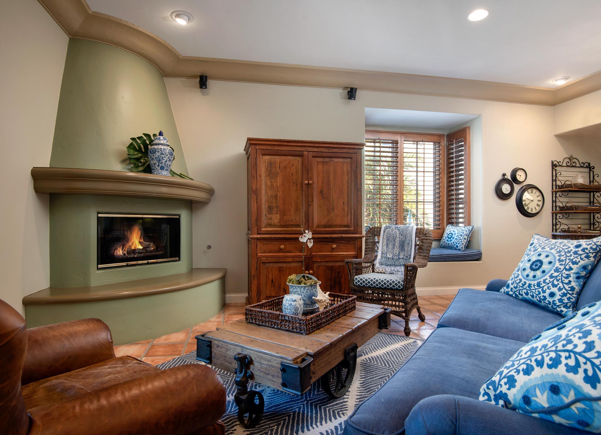 214 Santa Barbara Street, Unit A Santa Barbara, CA 93101 - Photo 3 of 19 LR3
