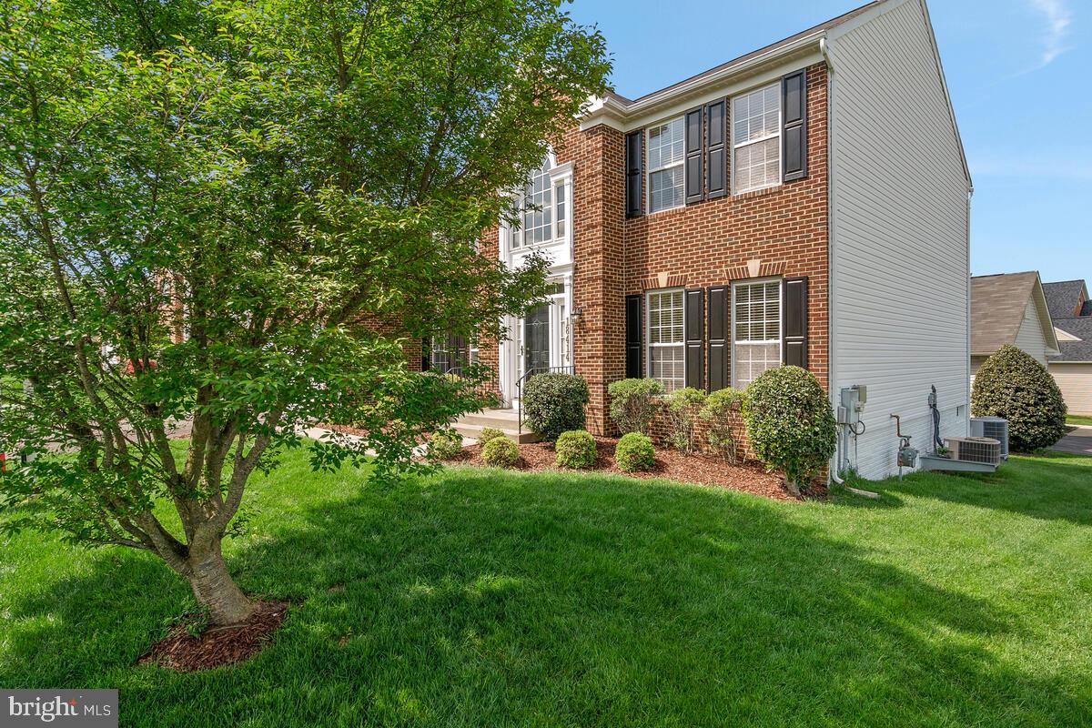 18414 Cornflower Road Boyds, MD 20841 - Photo 3 of 63 18414 Cornflower Road
