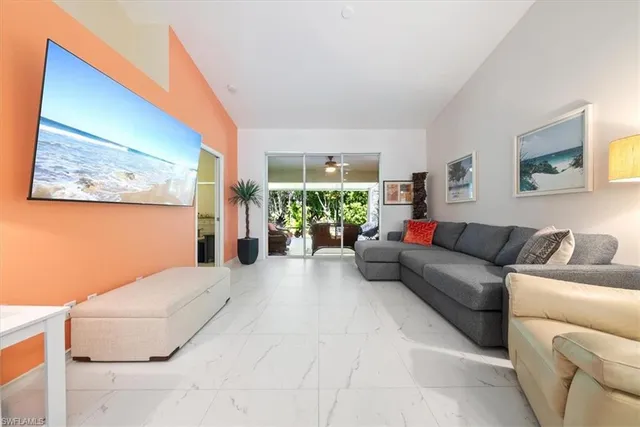 $465,000 | 5485 Whitten Drive, Naples, FL 34104