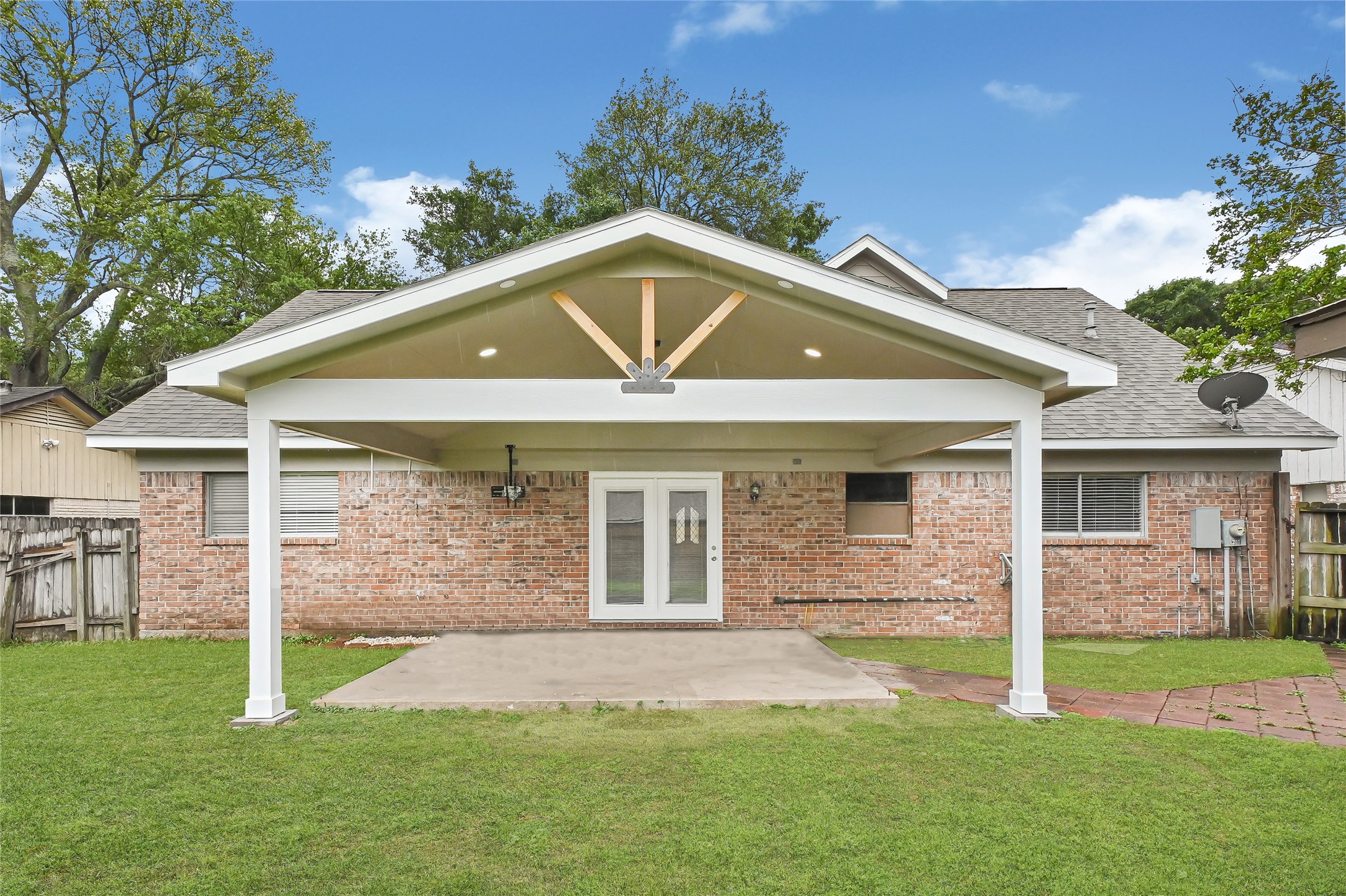 2107 North Rayburn Court Pasadena, TX 77502 - Photo 19 of 20